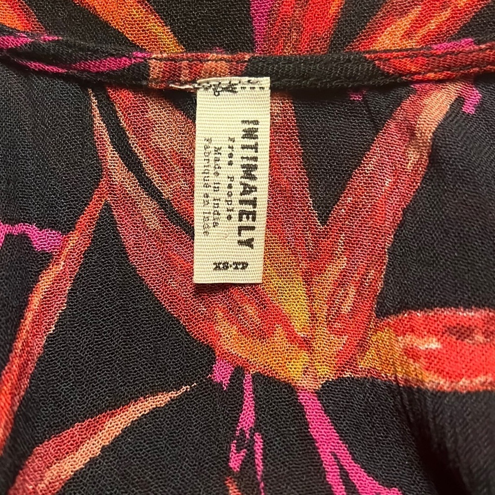 FREE PEOPLE INTIMATELY Floral Simone Tank Top in Black/Red Size XS - Picture 6 of 8
